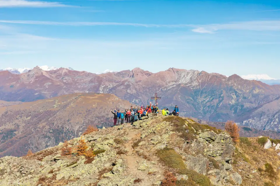 Locandina: Anello Rocca Bianca e Lago d’Envie