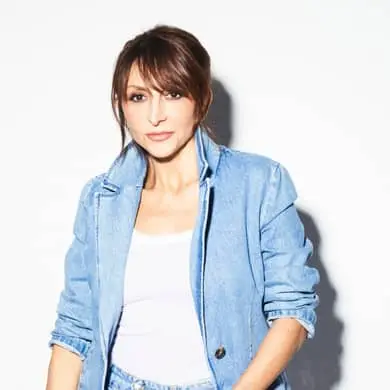 Locandina: PAOLA MINACCIONI - LA VITA È BELLA? NO, È UN TIPO