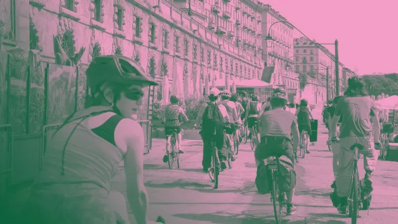 Locandina: Bike tour tra due mostre: dalla materia all’ambiente