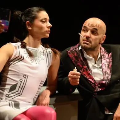Locandina: ALGORITMO: LUI E L'AI